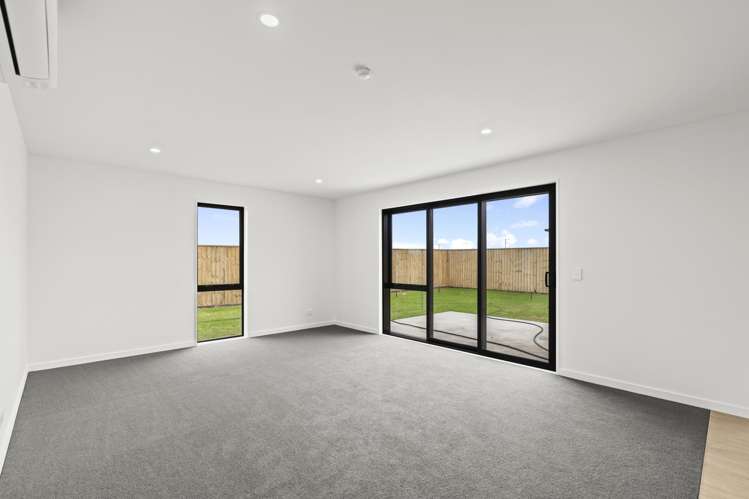 14 Falcons View Drive_5