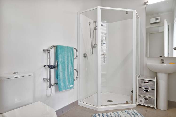 348b Francis Line Carterton_16