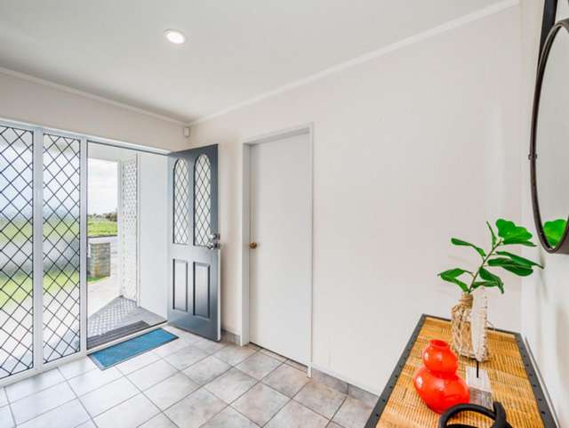 300 Manly Street Paraparaumu Beach_2