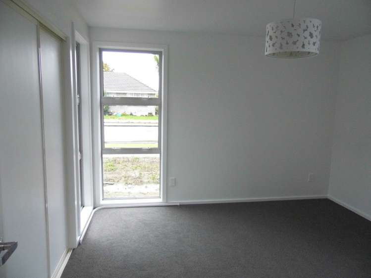 2 Somerset Grove Allenton_5