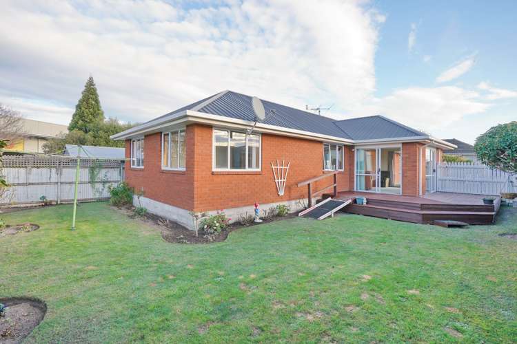 2/10 O'Briens Road Sockburn_16