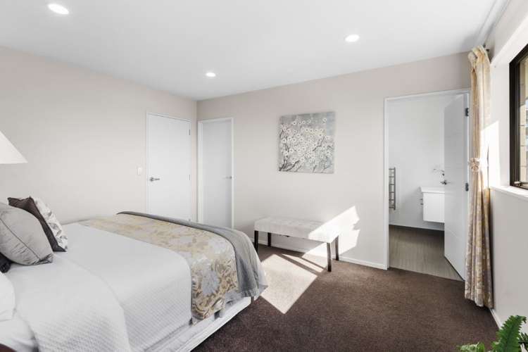 2 Kieran Grove Aidanfield_17