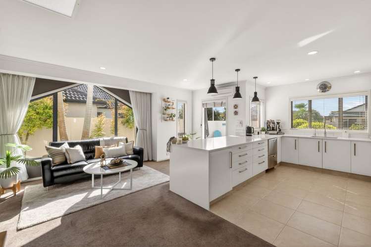 8 Bucklands Crescent Papamoa_8