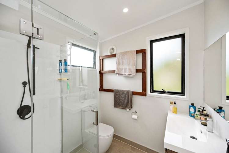 1201 East Coast Road Redvale_6