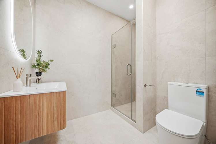 2 Ara Taha Crescent Orewa_12