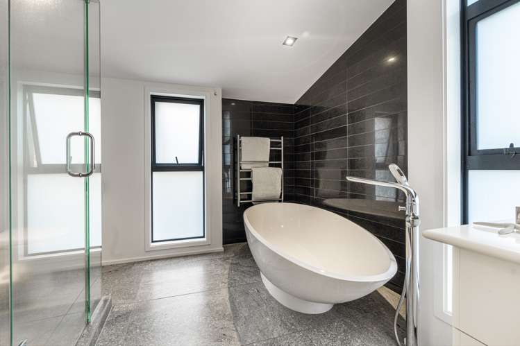 70 Scarborough Terrace Parnell_27