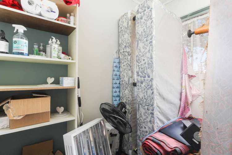 5 Quennell Avenue Favona_16