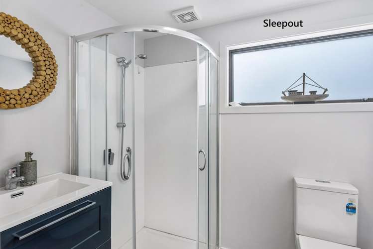 13 Rangiatea Street Paraparaumu Beach_24