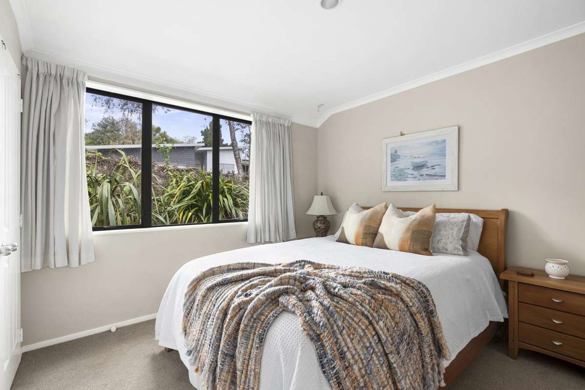 12 Chesterton Drive_3