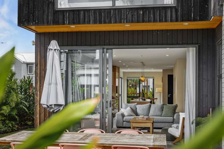 64 Glidepath Road Hobsonville_11
