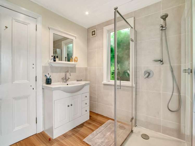 42 Marion Street Macandrew Bay_13