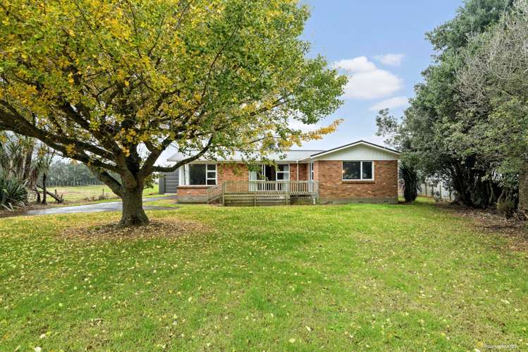 332 Grahams Beach Road Awhitu_2