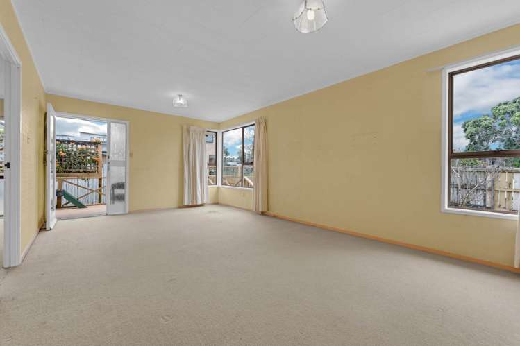 32 Cockayne Crescent Sunnynook_15