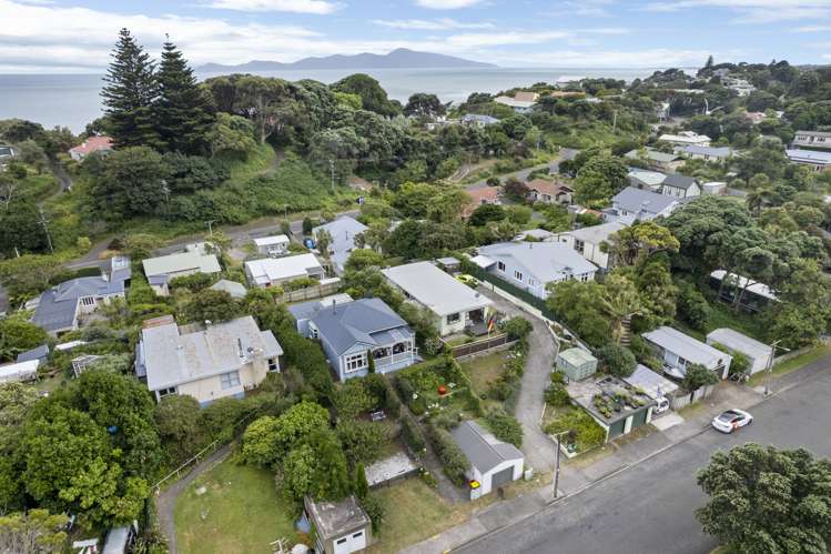 11 Tilley Road Paekakariki_2