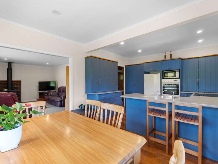 946 Limeworks Loop Road Te Pahu_10