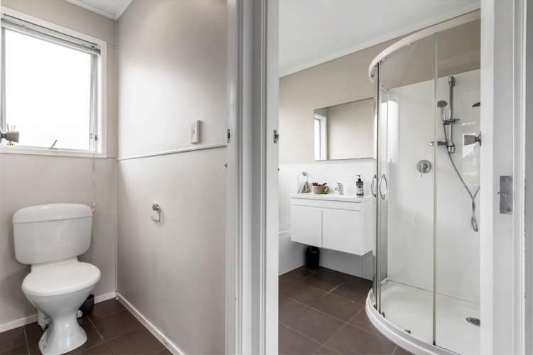 81 Glenvar Road Torbay_12