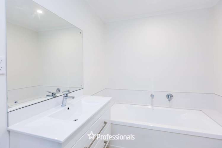 5 Ashington Road Silverstream_12