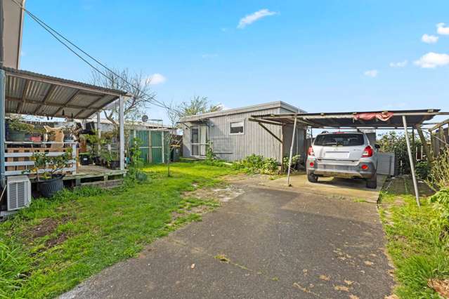 31 Barneys Farm Road Clendon Park_3