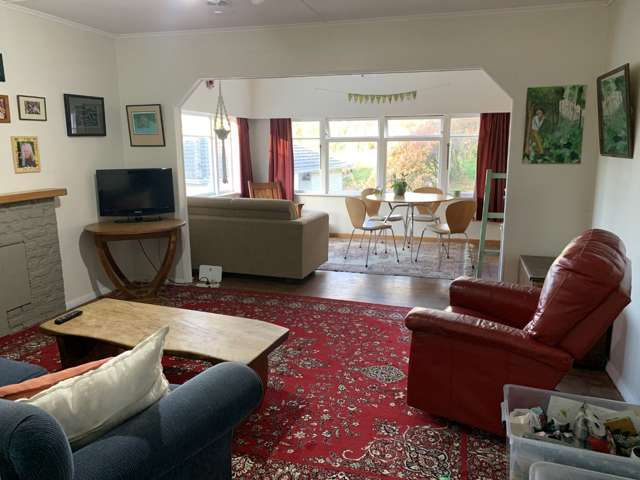 116 Murphy Street Toi Toi_2