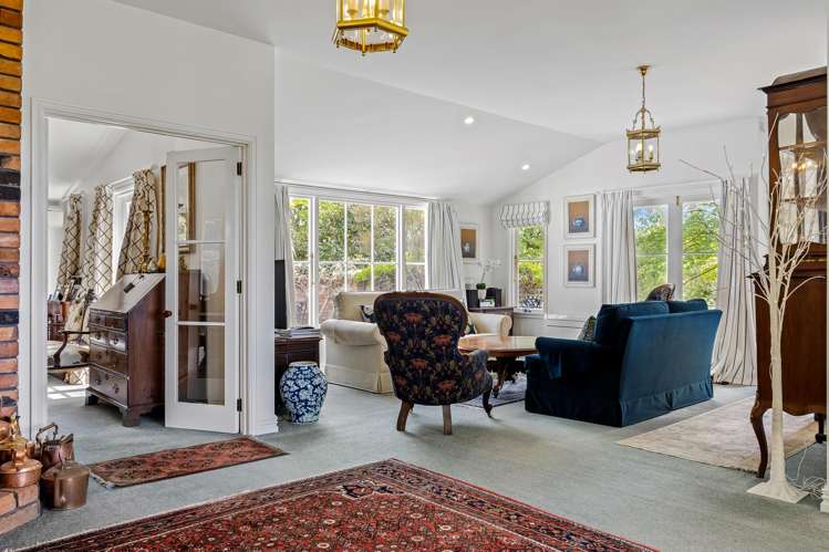 211 Summerhill Road Cust_12