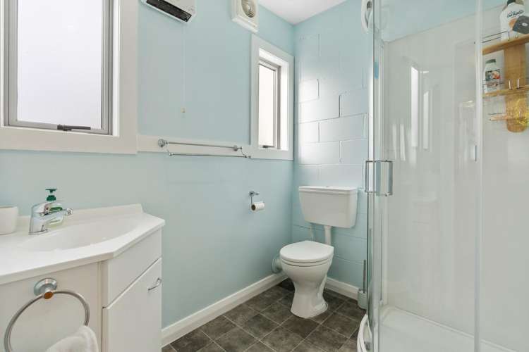 5 McCracken Street Caversham_24