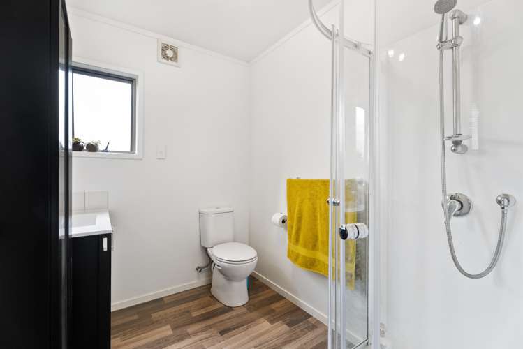 46 Brian Crescent Stanmore Bay_7