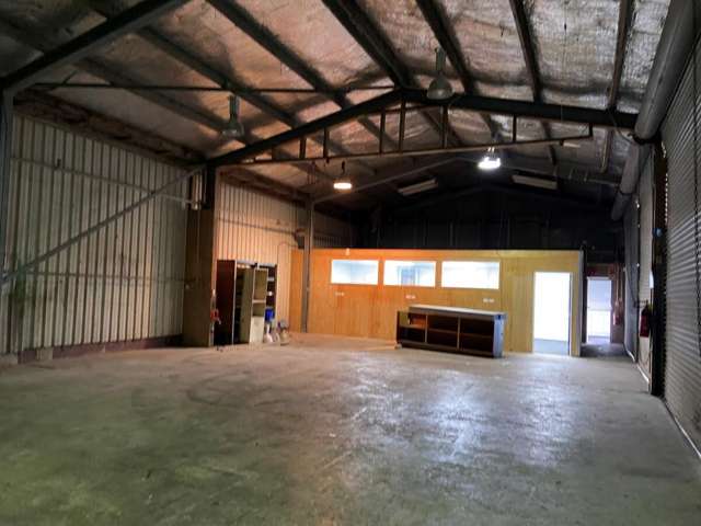 Shed 15, 40  Te Kowhai Road East Te Rapa_2