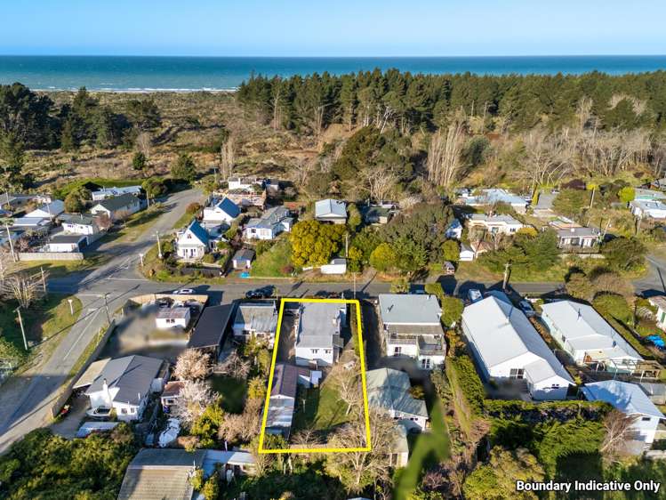 41 Batten Grove The Pines Beach_2