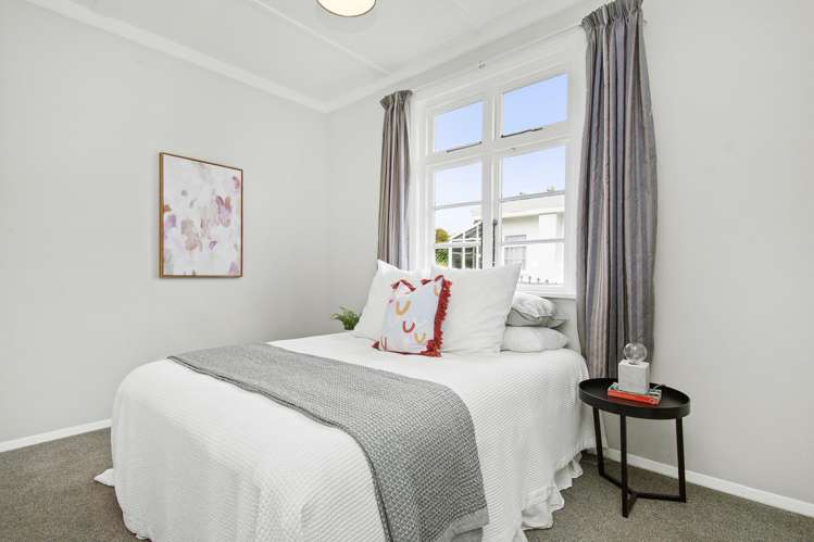 22 Ngatitoa Street Tawa_14