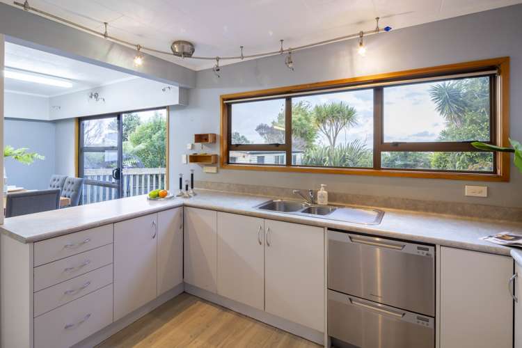 18 Pine Avenue Henderson_7