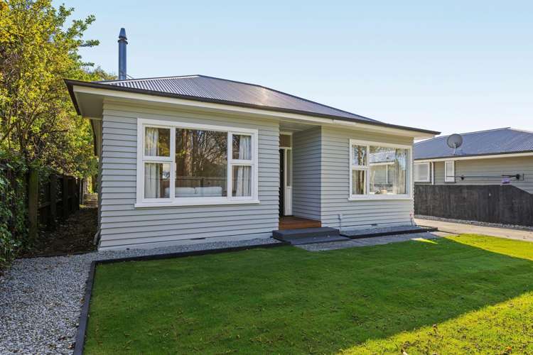 21 Defoe Place Waltham_21