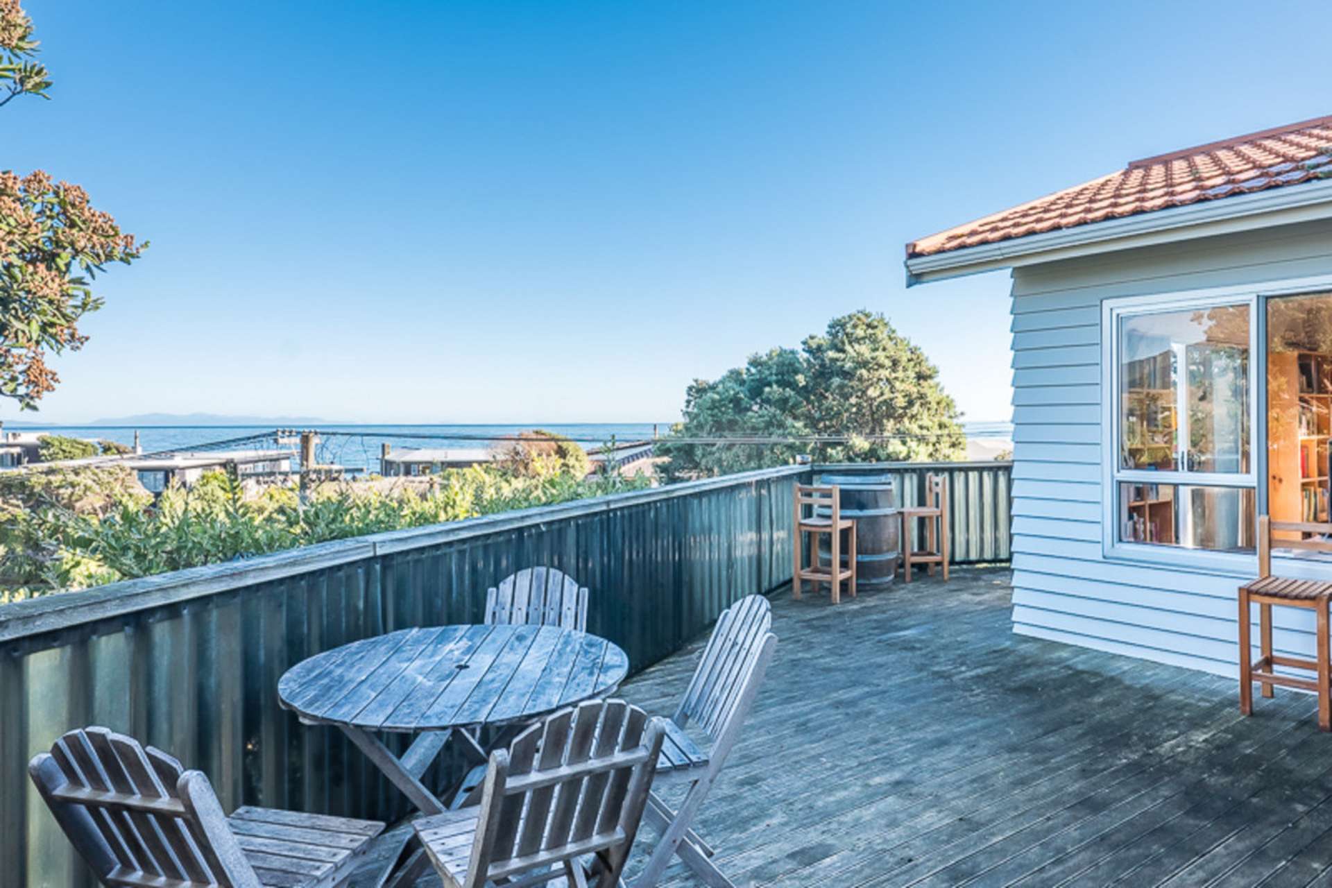 81 The Esplanade Raumati South_0