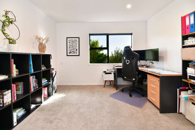 25 Roberts Road Matakatia_13