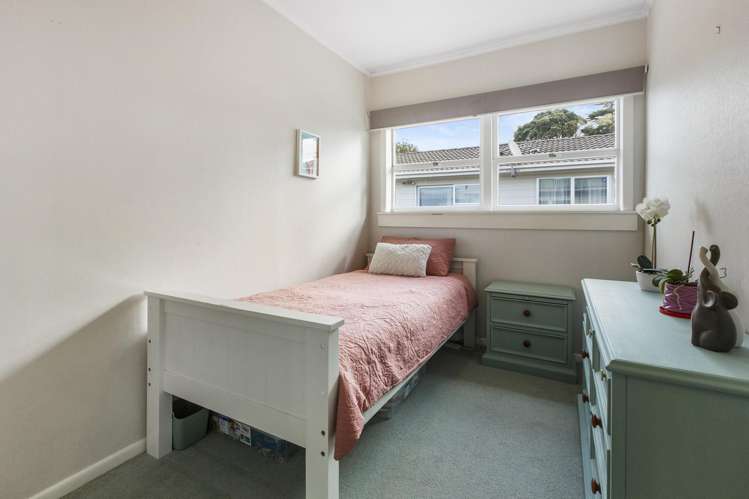 42 West Coast Road Glen Eden_10