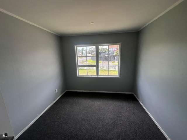 1 Iris Place 10664_4