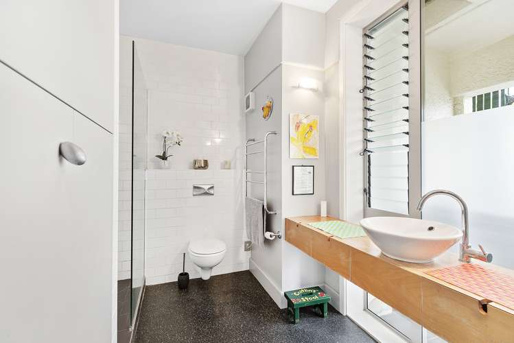 3/1 Wesley Road Kelburn_9