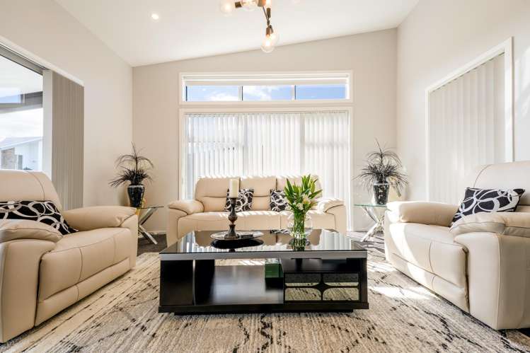 28 Meadowstone Street Gleniti_2