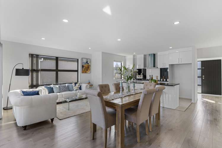 9 Soaring Bird Drive Takanini_9