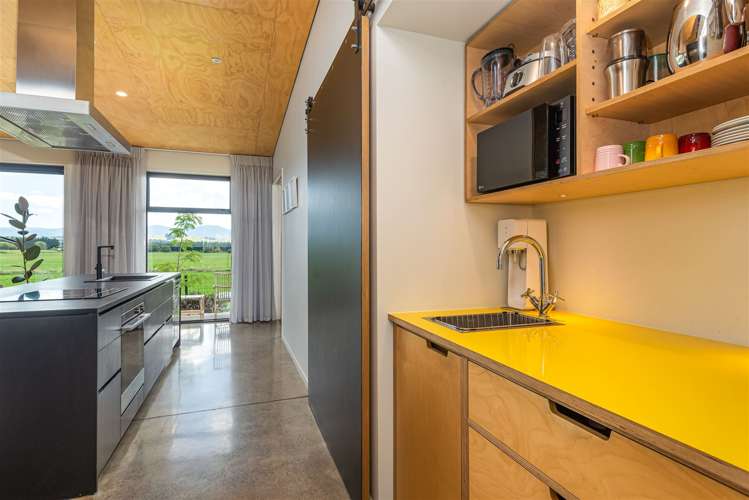 1824 Cust Road Cust_10