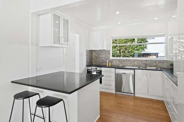 17B Rothwell Place Sunnyhills_2