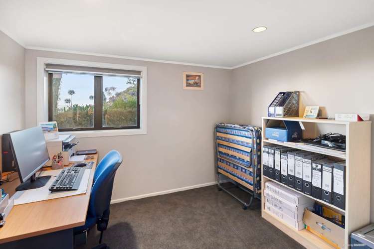 207 Kitchener Road Pukekohe_18