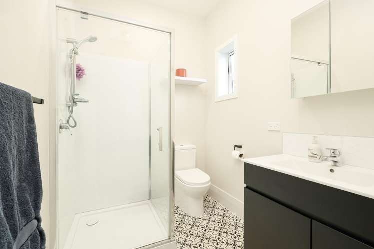 77 Main Road Fairfield_14