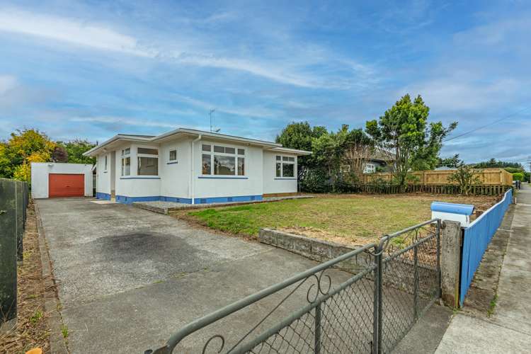 21 Main Street Marton_18