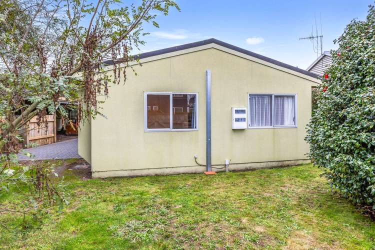 2/2 Laughton Street Taupo_1