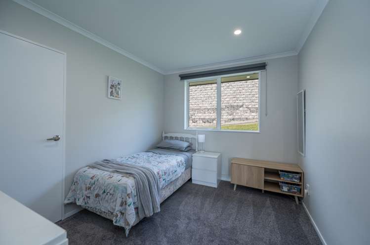 11 Woodford Lane Stoke_14