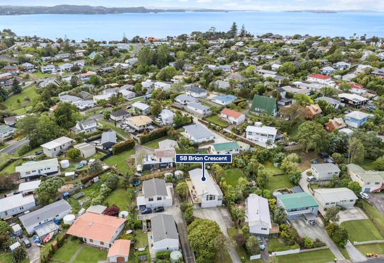 58 Brian Crescent Stanmore Bay_20