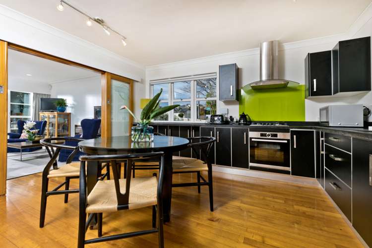 51 Simpson Road Ranui_8