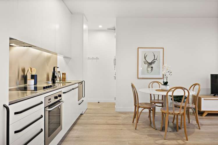 3a/6 Fisher-Point Drive Auckland Central_9