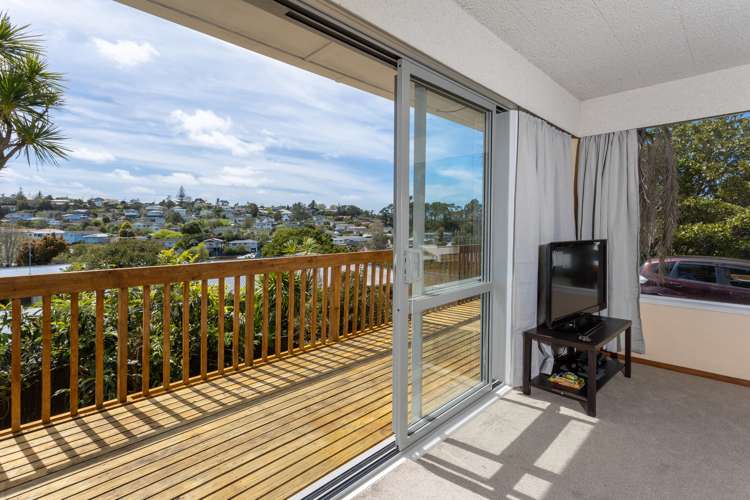 13 Bellringer Road Massey_10