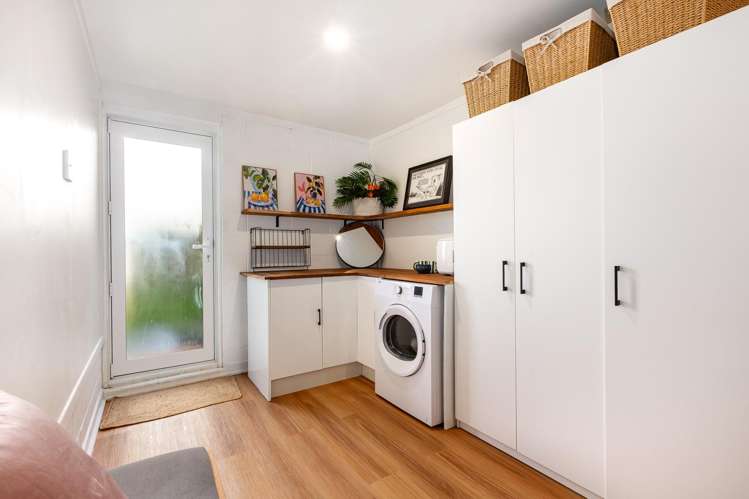 1/107 Allington Road Karori_14